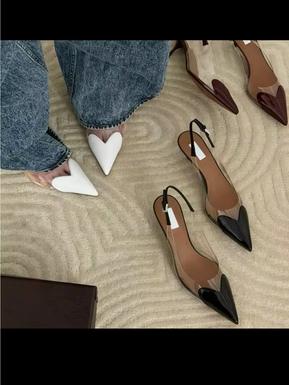 Women's Heart-Pointed Slingback Pumps - White